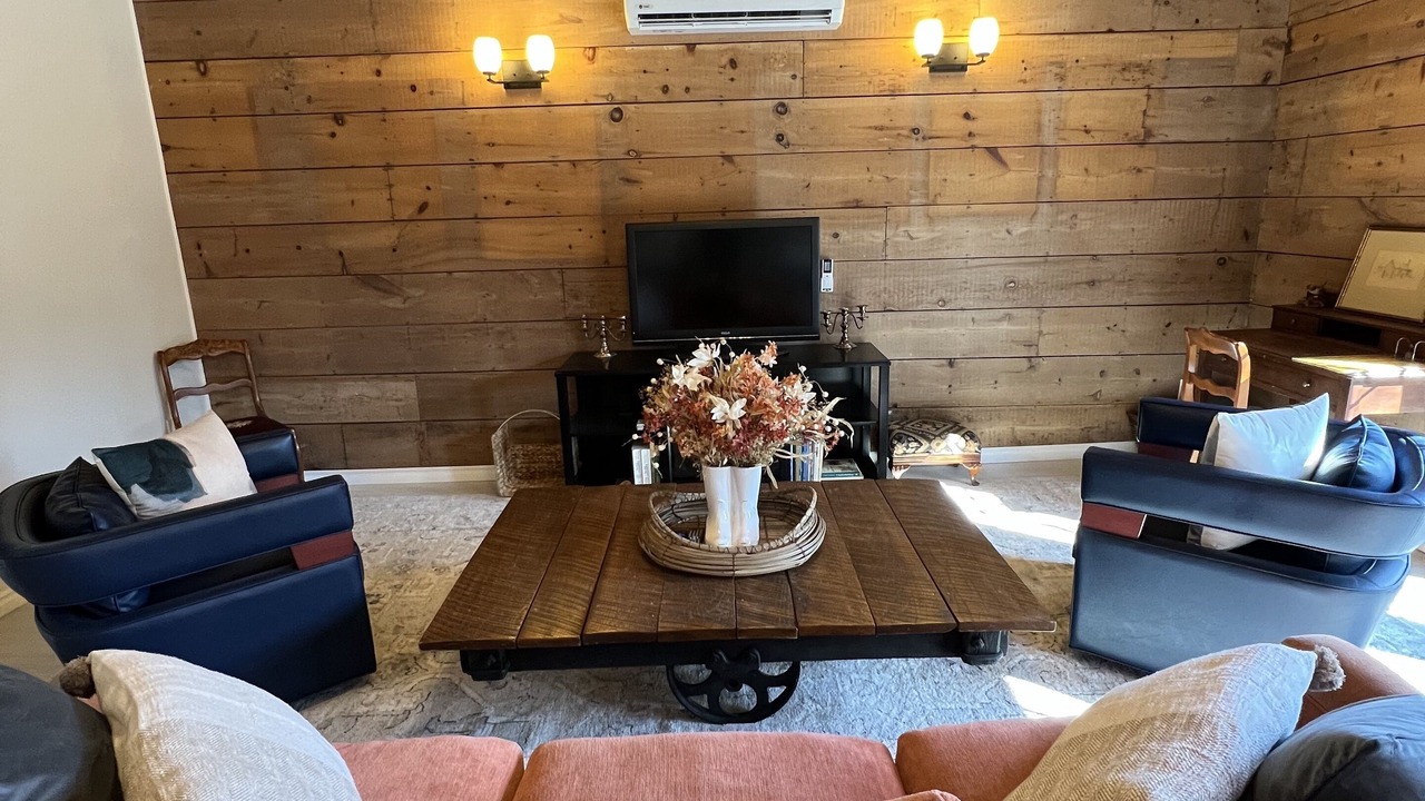 Photo of Livingroom in Beamsville