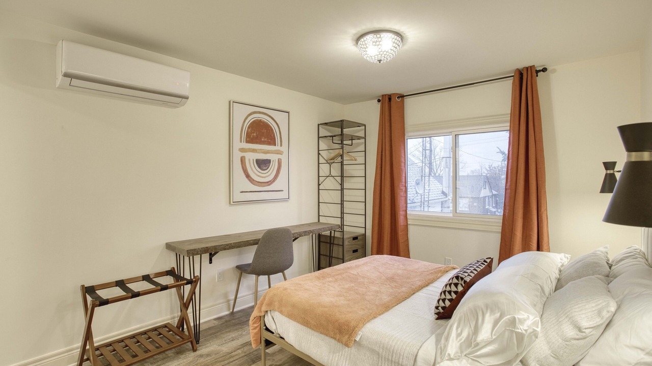 Photo of Bedroom in Lincoln