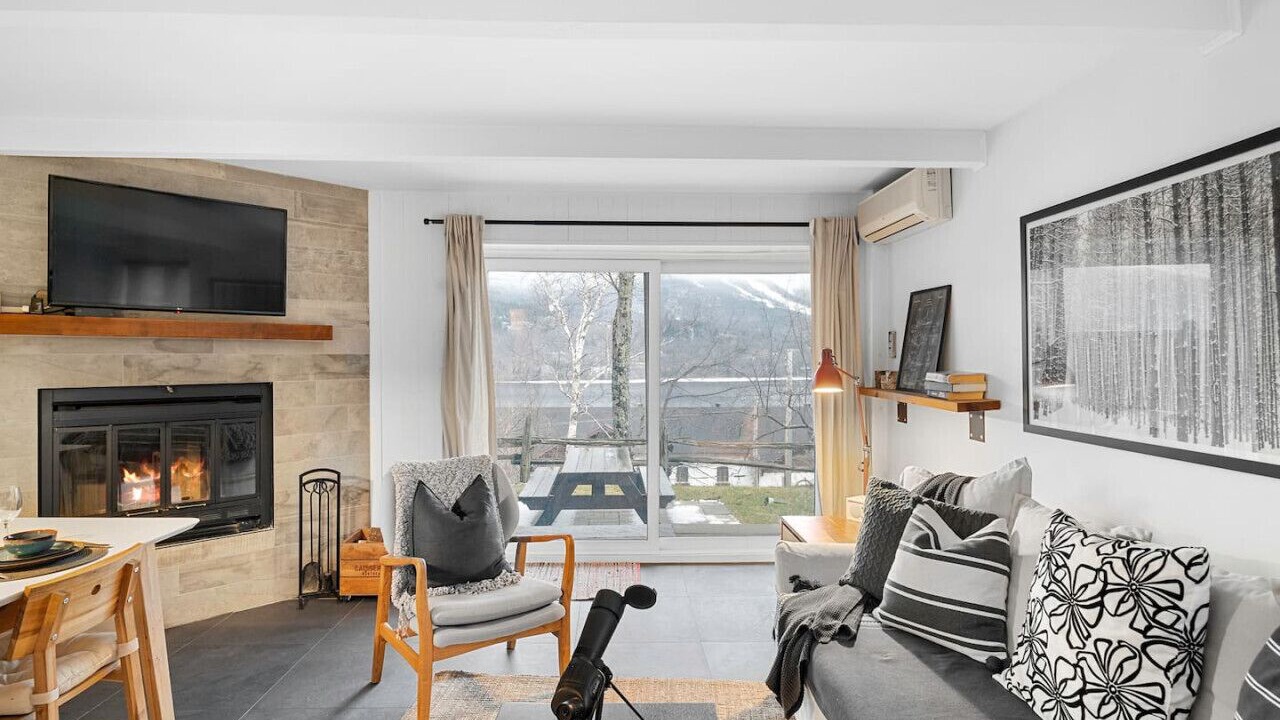 Photo of Livingroom in Mont-Tremblant