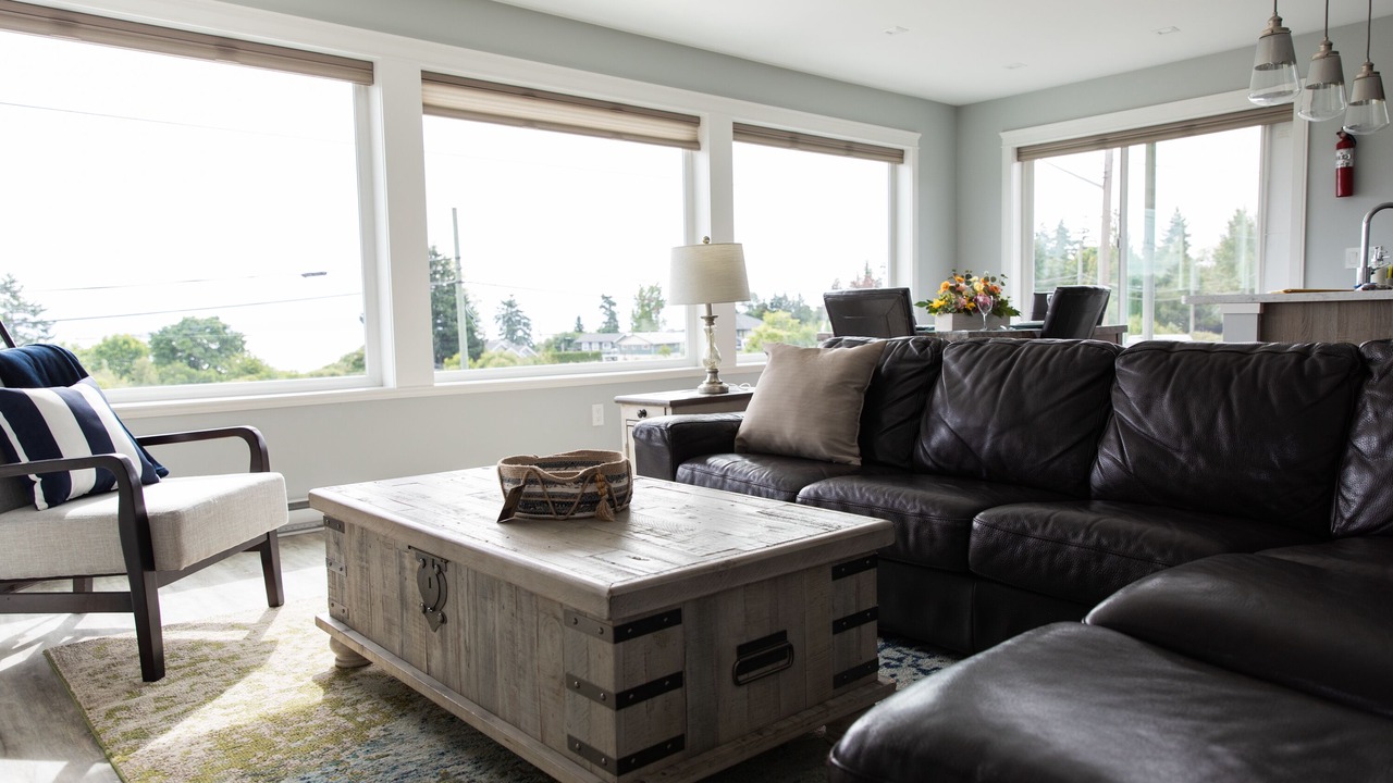 Photo of Livingroom in Courtenay