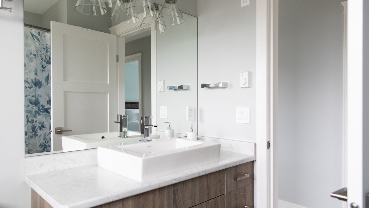 Photo of Bathroom in Courtenay