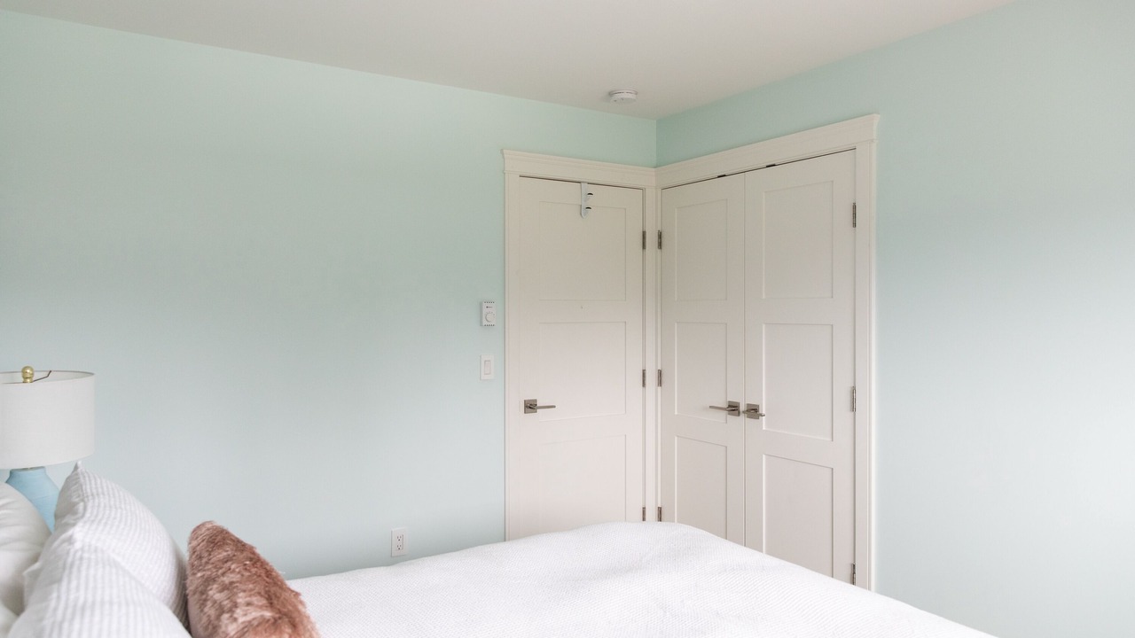 Photo of Bedroom in Courtenay