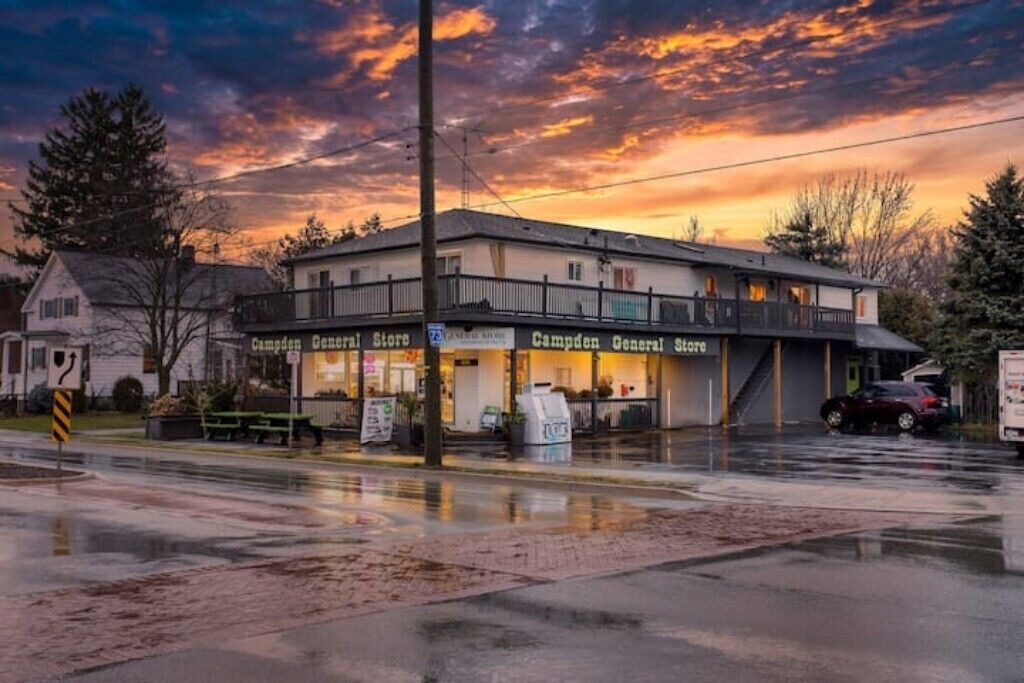 Photo of Outdoor in Lincoln