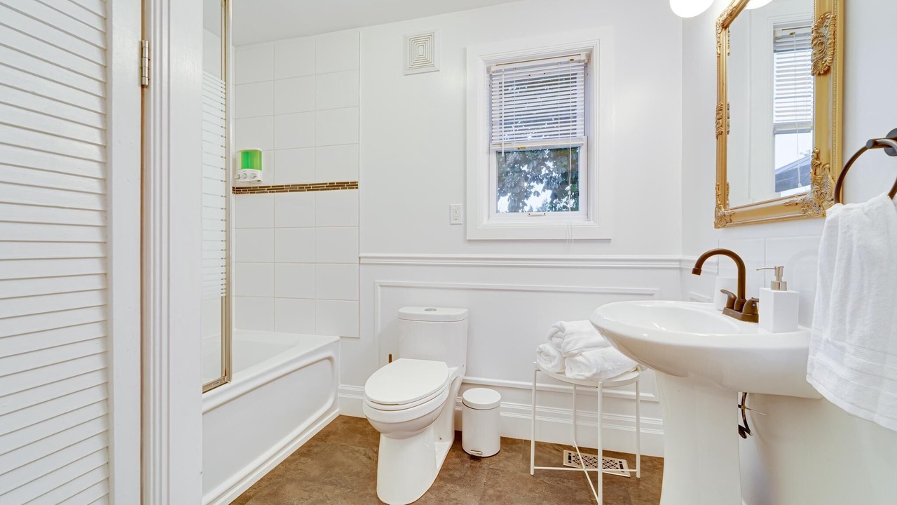 Photo of Bathroom in Niagara-on-the-Lake