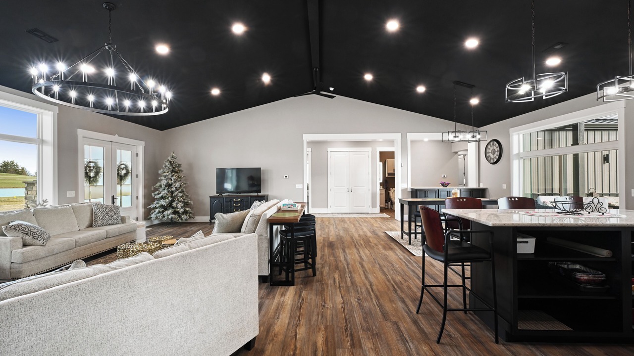 Photo of Livingroom in Aurora