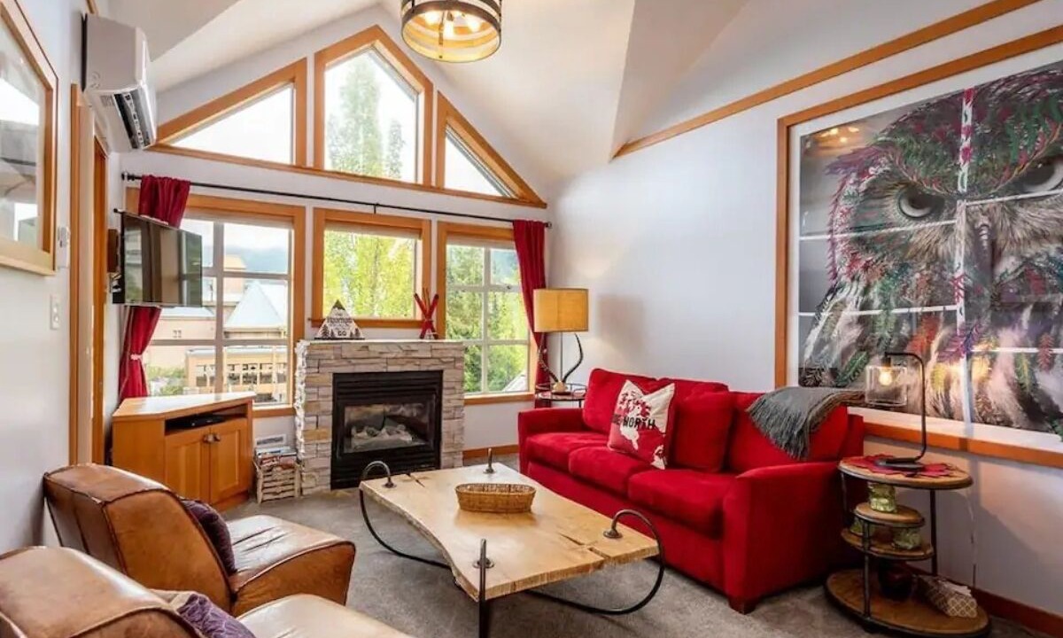 Photo of Livingroom in Whistler