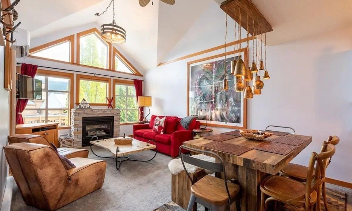Photo of Livingroom in Whistler