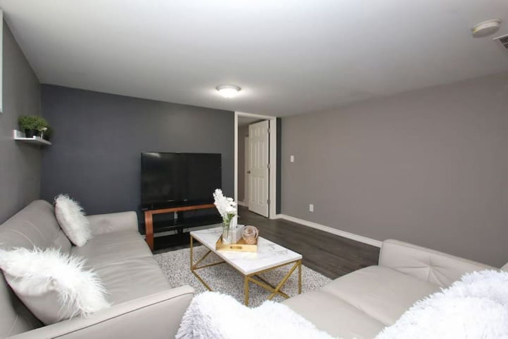 Photo of Livingroom in Courtice