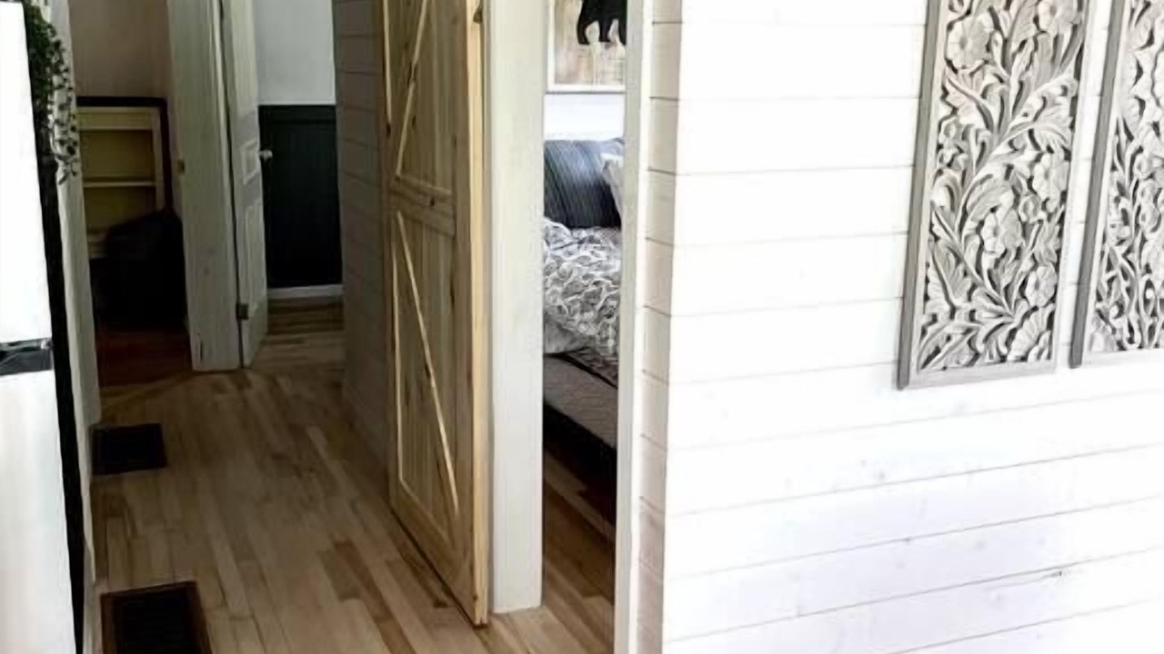 Photo of Bedroom in Utterson