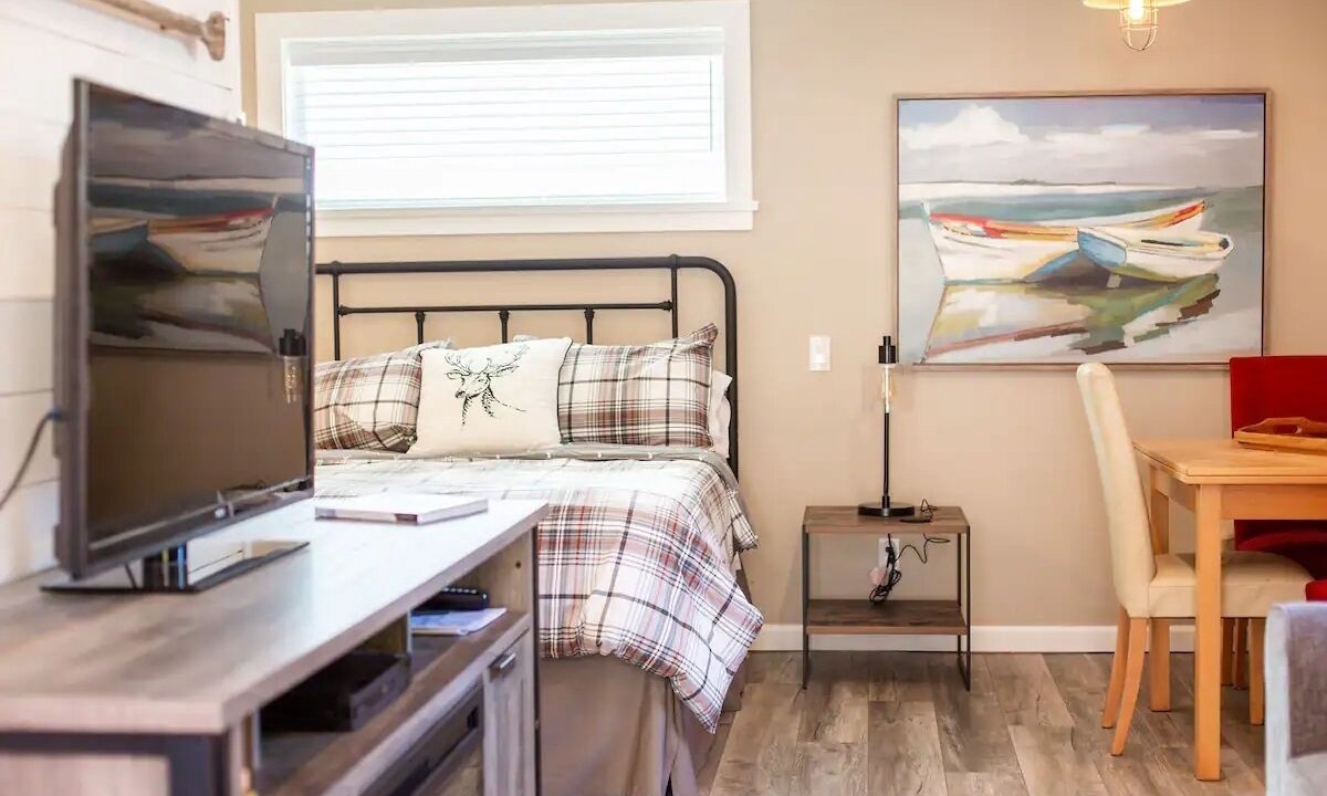 Photo of Bedroom in Shawnigan Lake