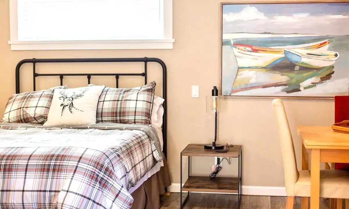 Photo of Bedroom in Shawnigan Lake