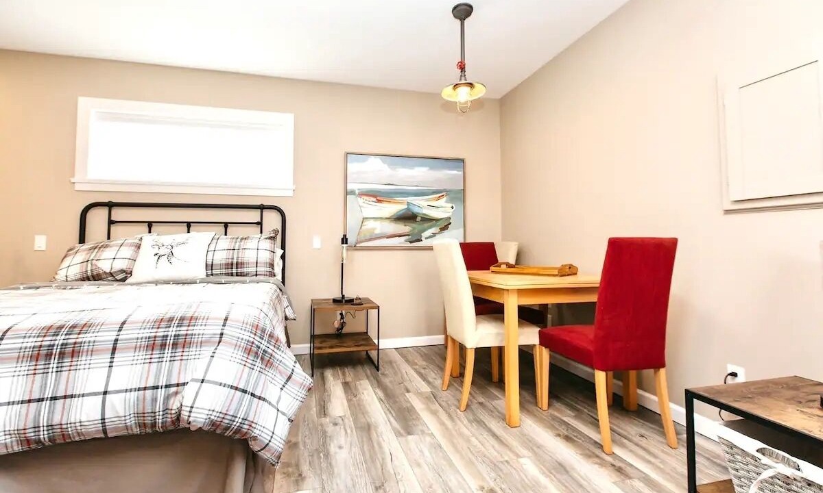 Photo of Bedroom in Shawnigan Lake