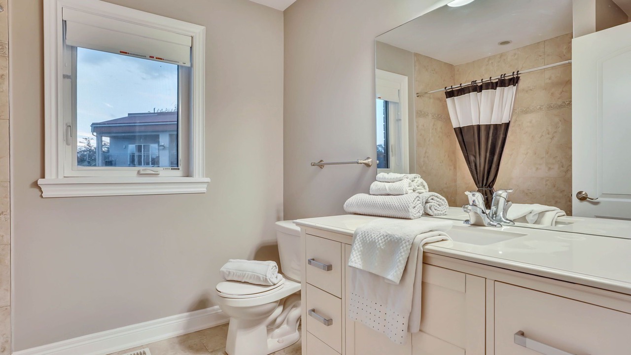 Photo of Bathroom in Wasaga Beach
