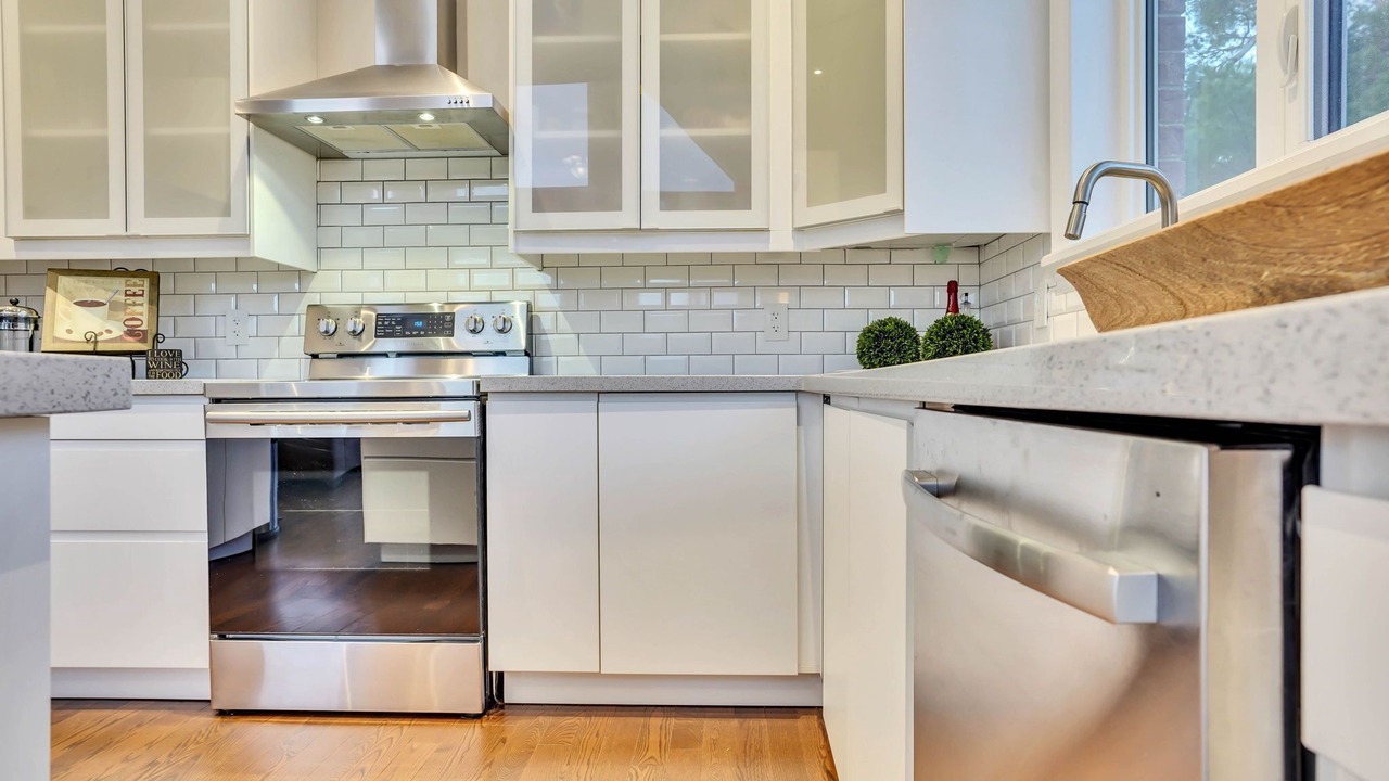 Photo of Kitchen in Wasaga Beach
