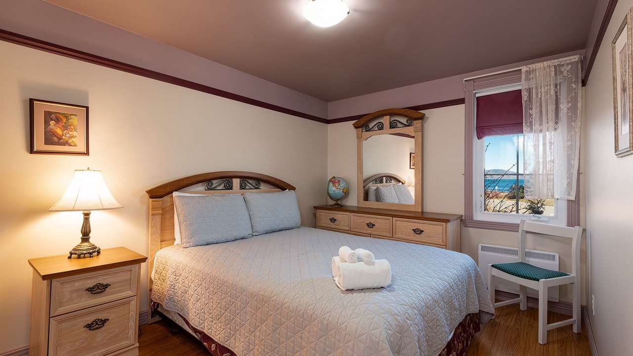 Photo of Bedroom in Pointe-au-Pic