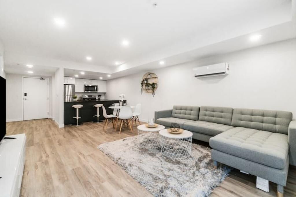 Photo of Livingroom in Dartmouth