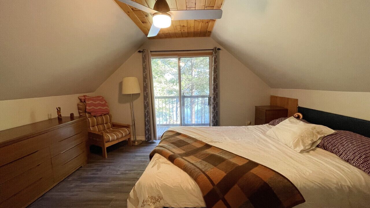Photo of Bedroom in North Kawartha