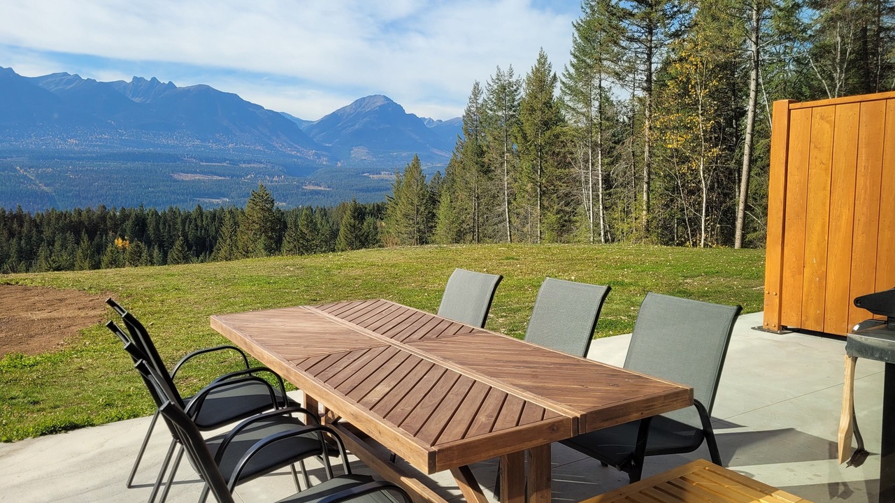 Photo of Outdoor in Golden