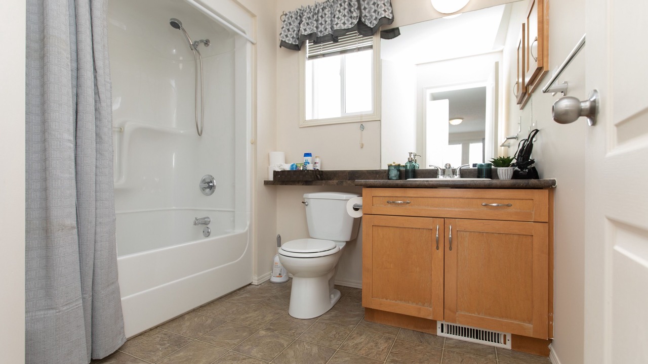 Photo of Bathroom in Fort Gary