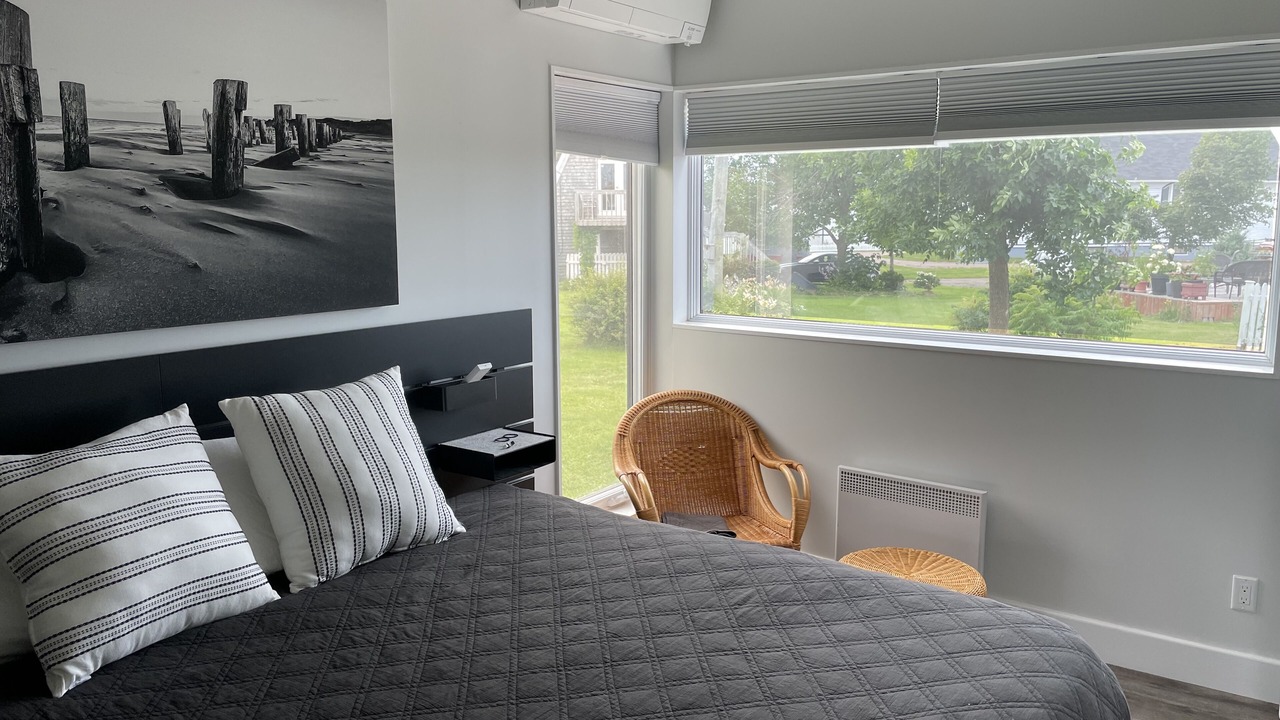 Photo of Bedroom in Green Gables