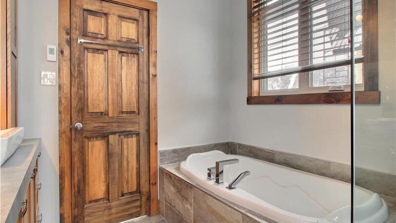 Photo of Bathroom in Saint-Philemon