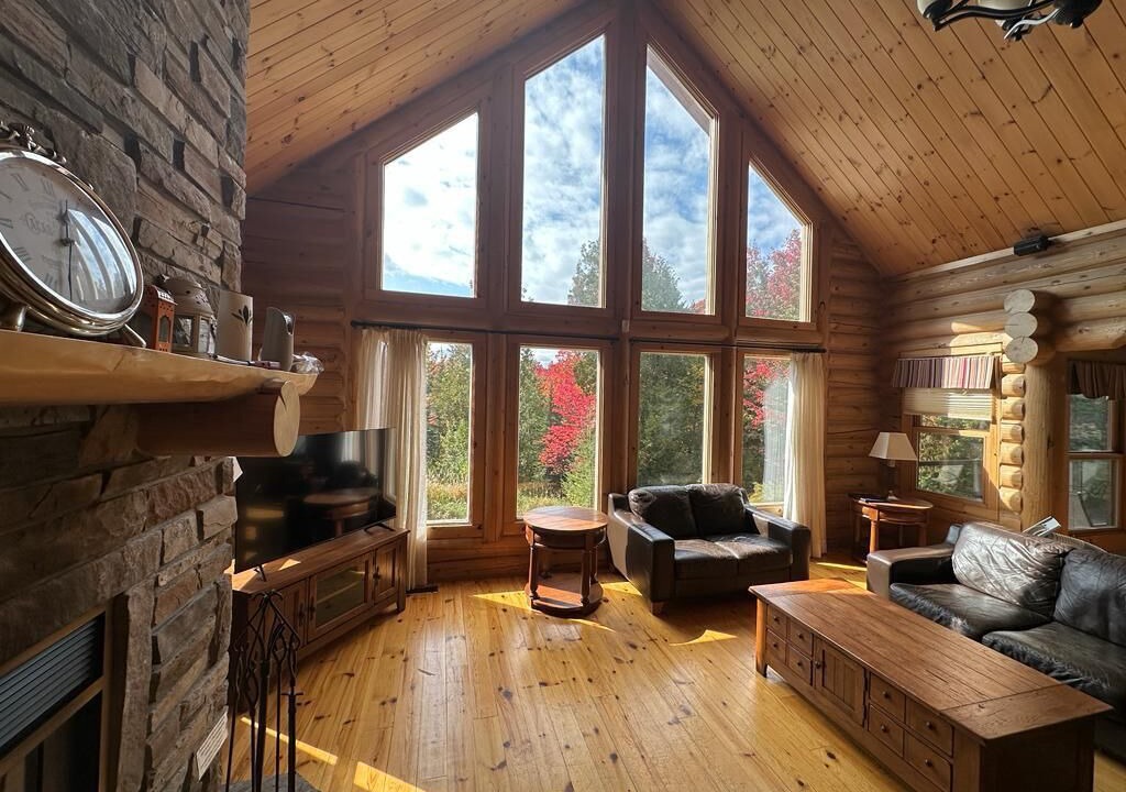 Photo of Bedroom in Fiddler Lake Resort