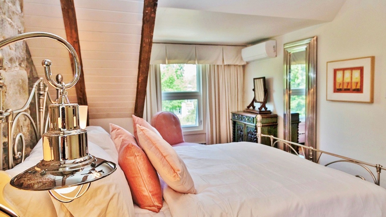 Photo of Bedroom in Kingston