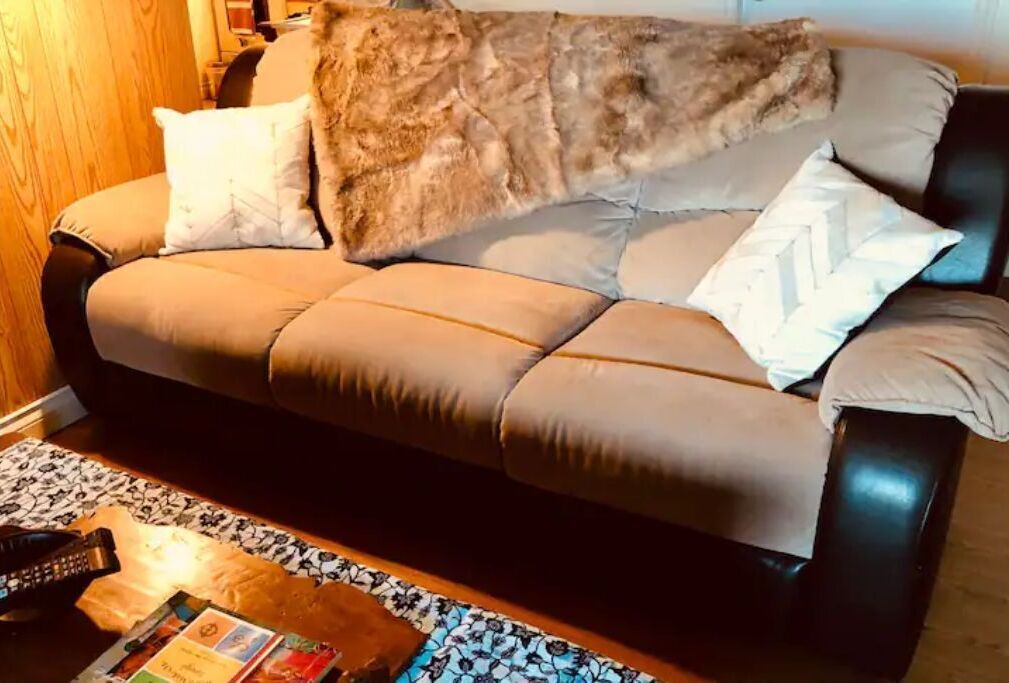 Photo of Livingroom in Mill Bay
