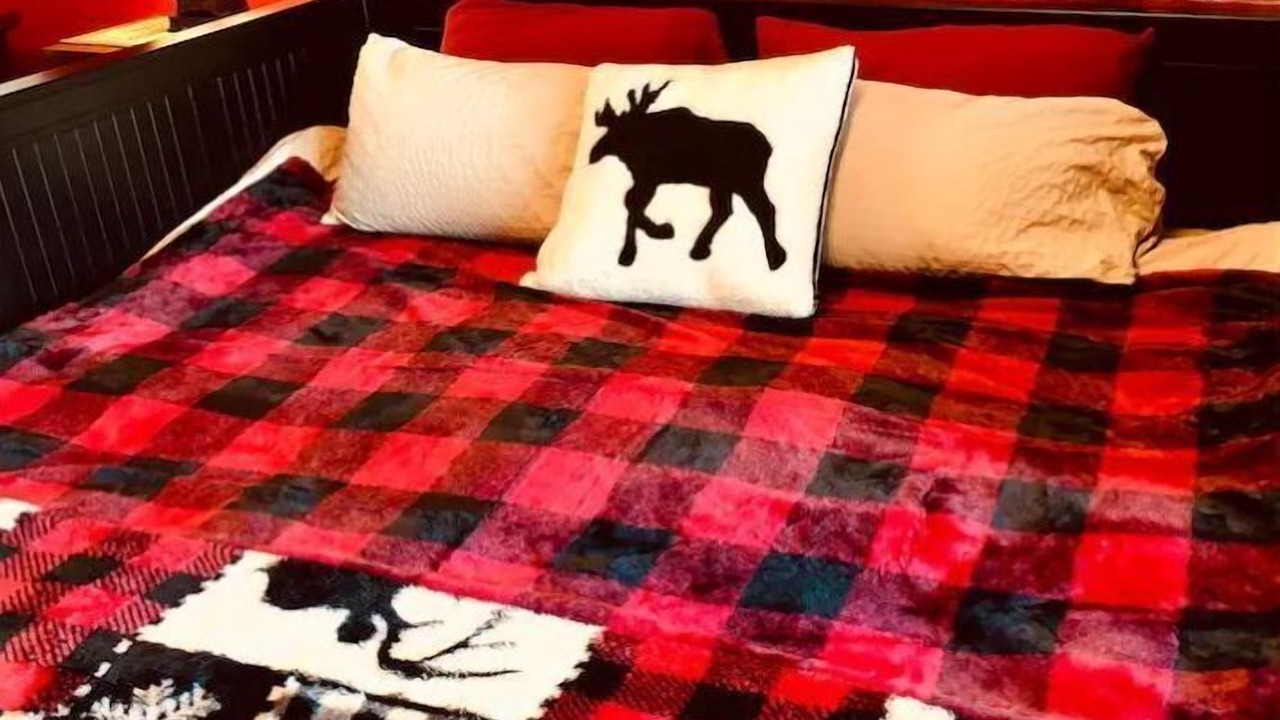 Photo of Bedroom in Mill Bay
