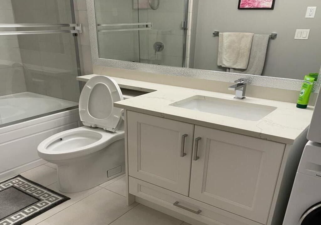 Photo of Bathroom in Renfrew-Collingwood