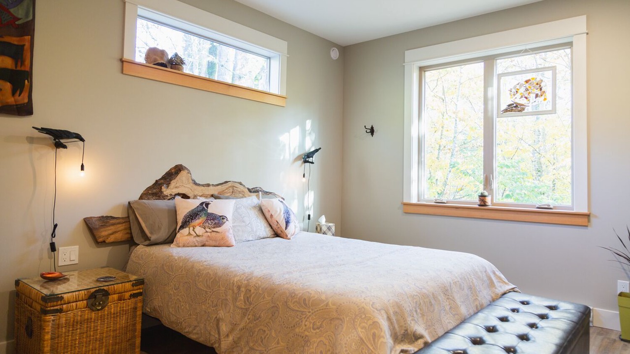 Photo of Bedroom in Chemainus