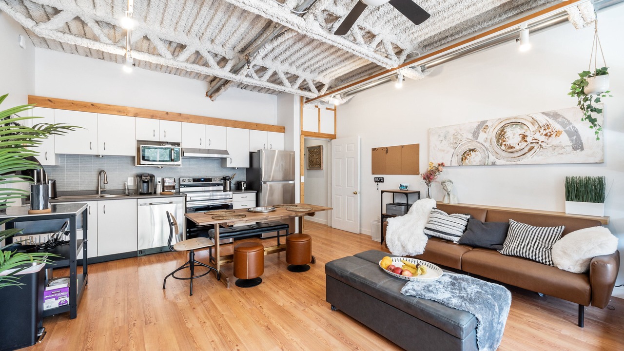 Photo of Livingroom in Mount Pleasant