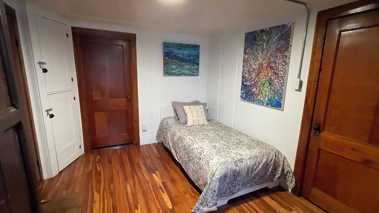 Photo of Bedroom in Eastman