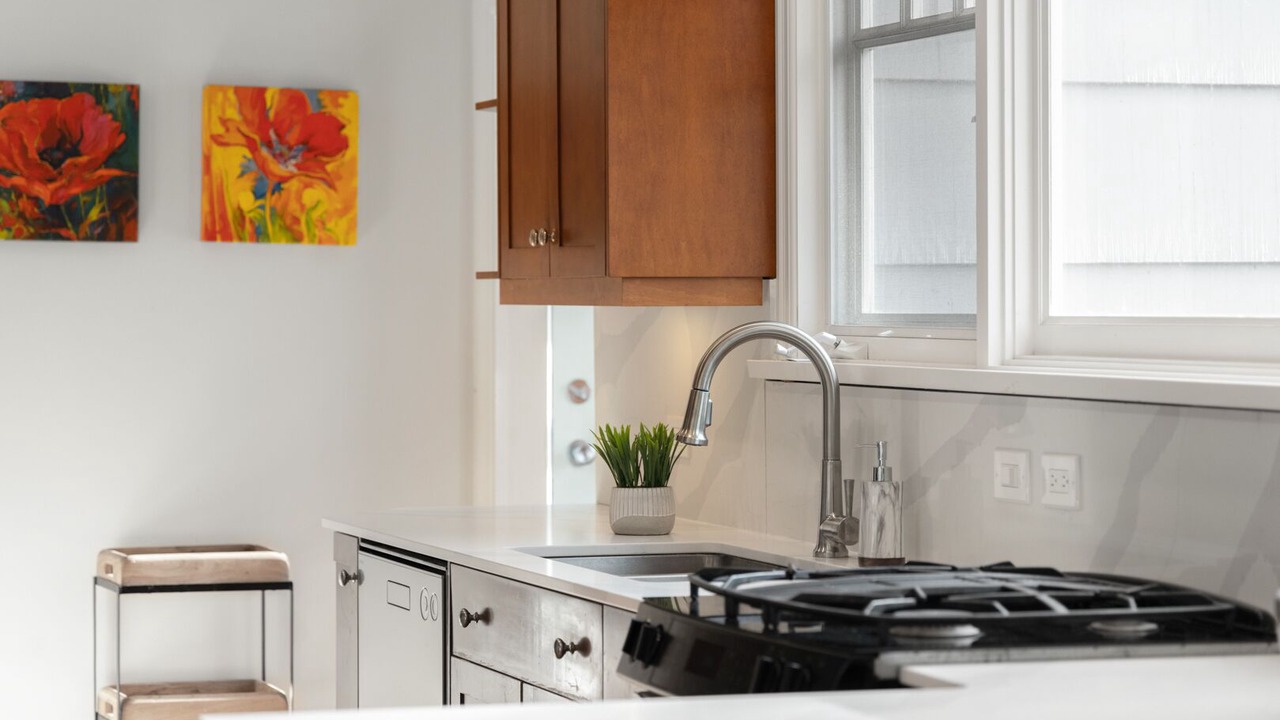 Photo of Kitchen in South Oak Bay