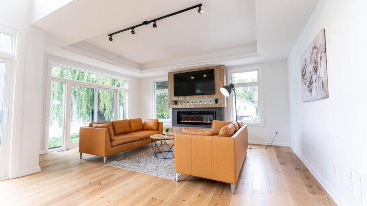 Photo of Livingroom in Port Weller