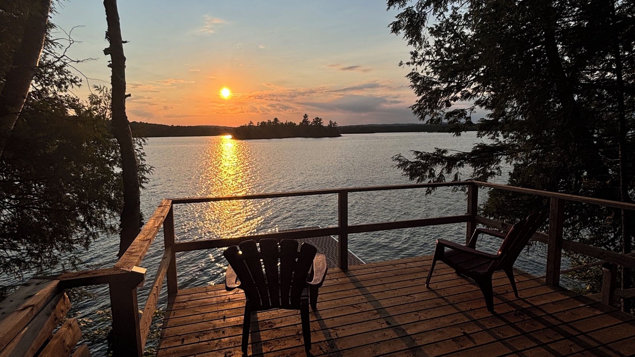 Photo of Patio Balcony in Saint-Aime-du-Lac-des-Iles
