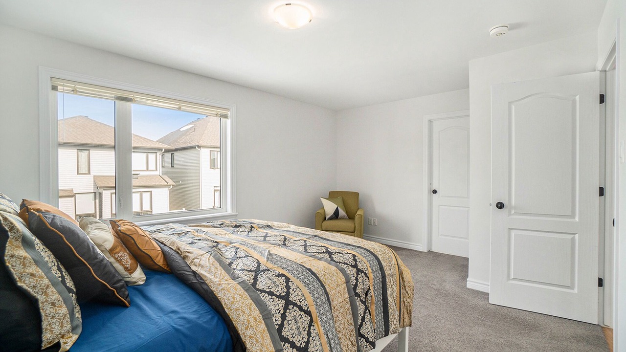 Photo of Bedroom in Ottawa Division
