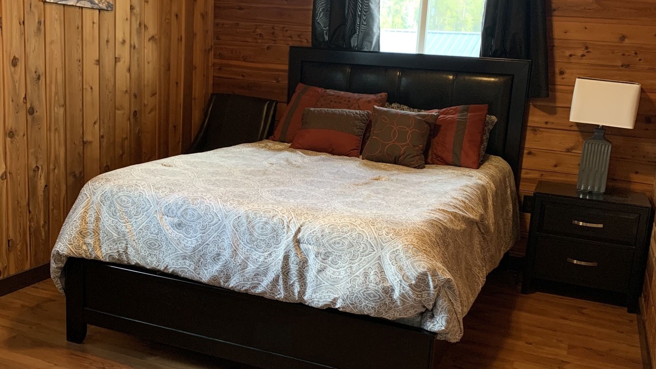 Photo of Bedroom in Valemount