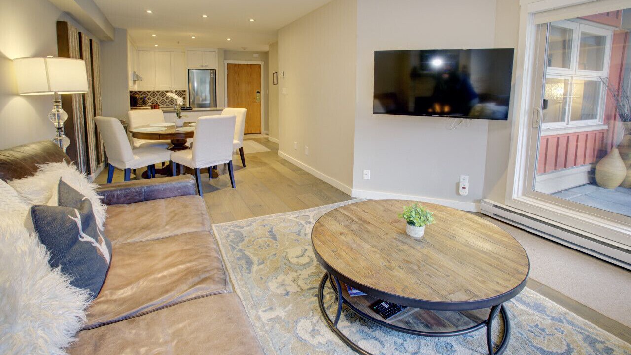 Photo of Livingroom in Whistler Creekside