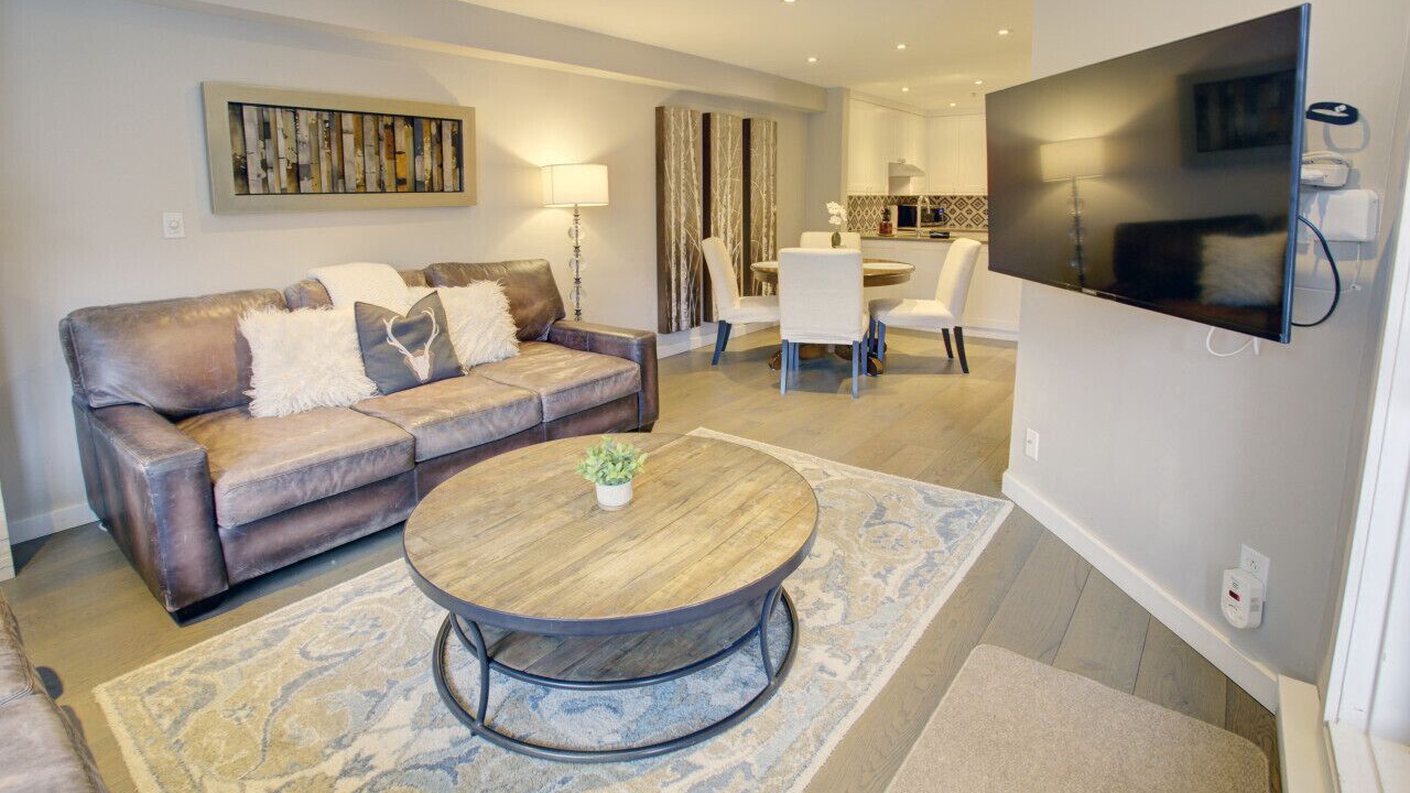 Photo of Livingroom in Whistler Creekside