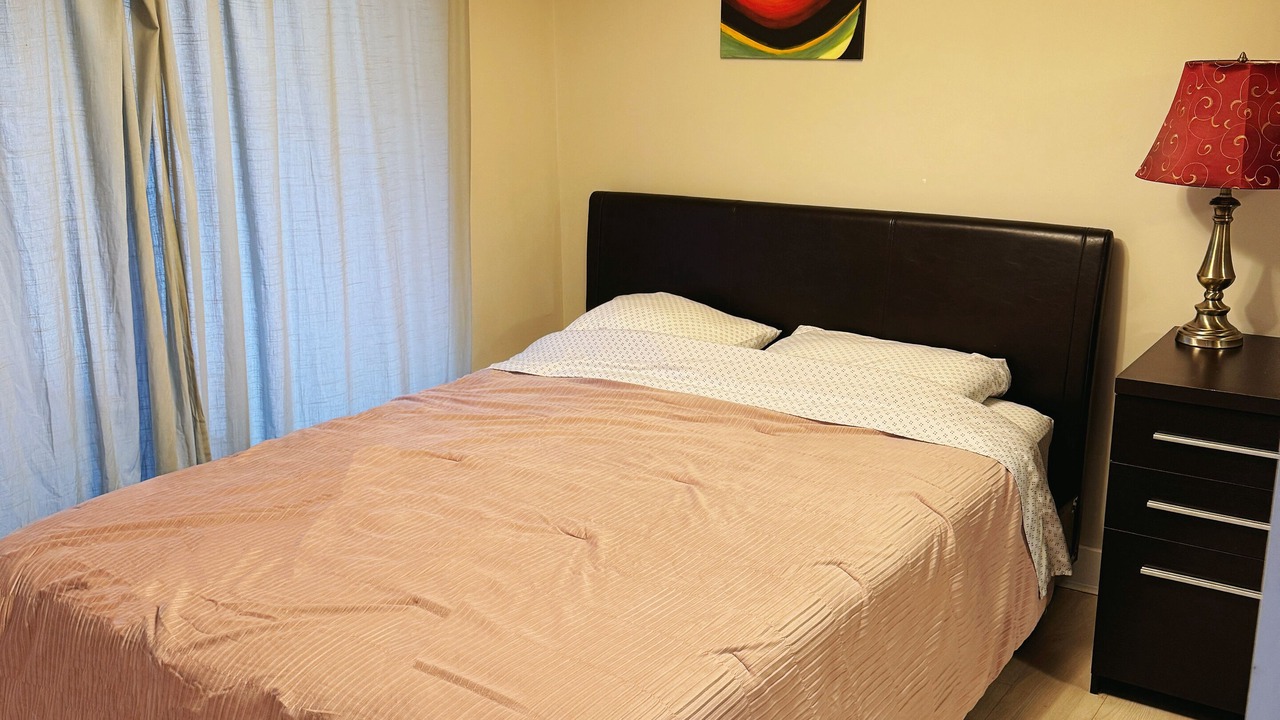 Photo of Bedroom in Delta