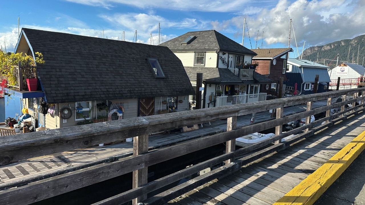 Photo of Others in Mill Bay