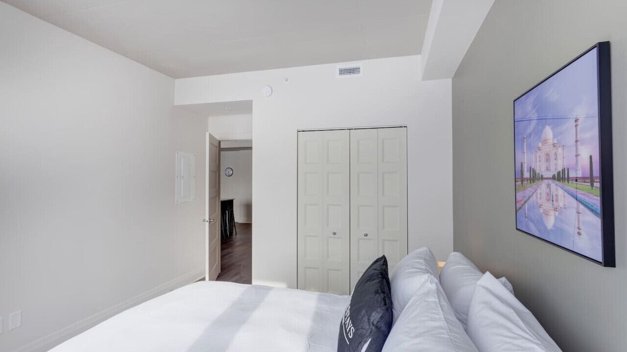 Photo of Bedroom in Laval