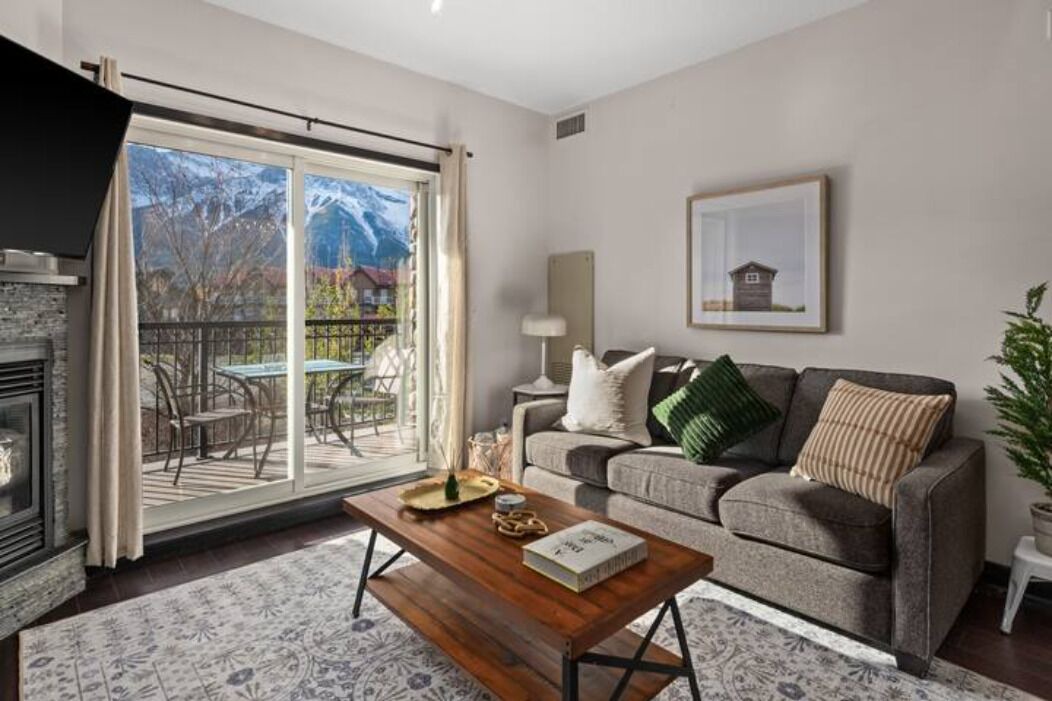 Photo of Livingroom in Canmore