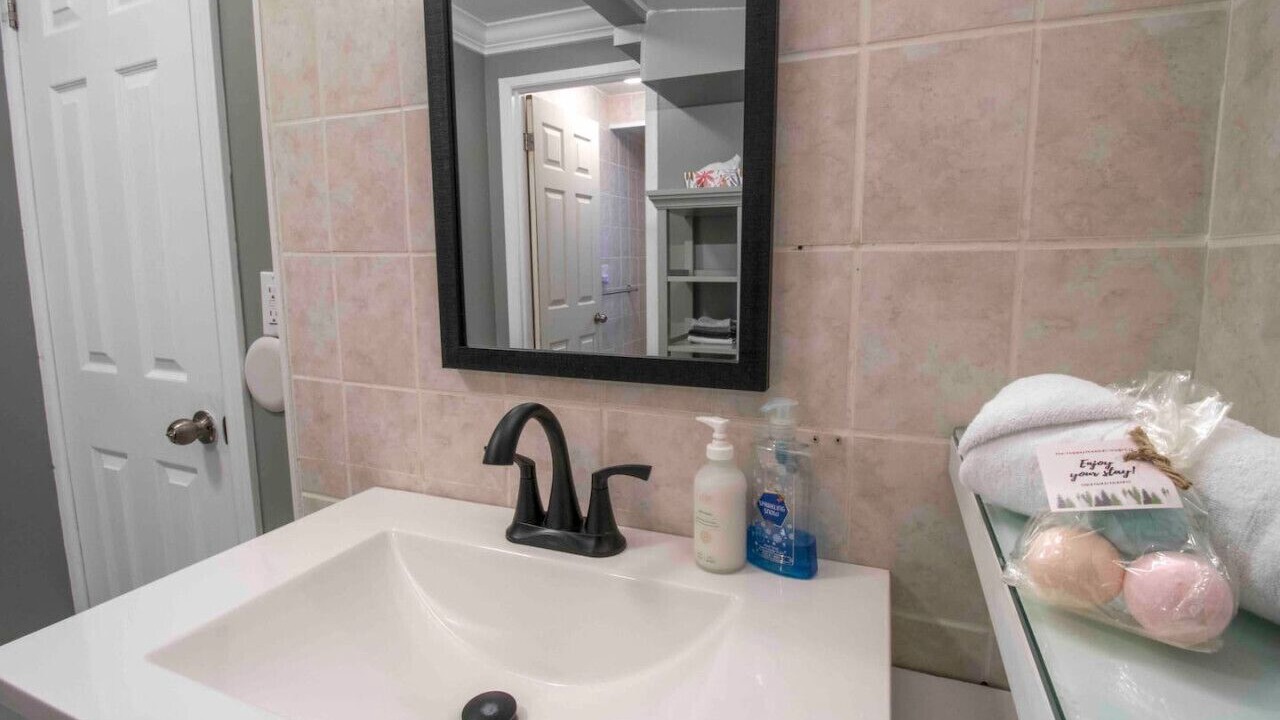 Photo of Bathroom in Balm Beach