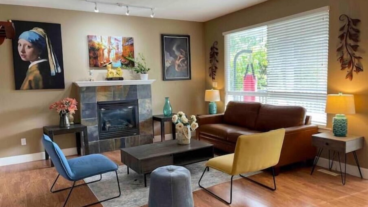 Photo of Livingroom in Southwest Gordon Estate