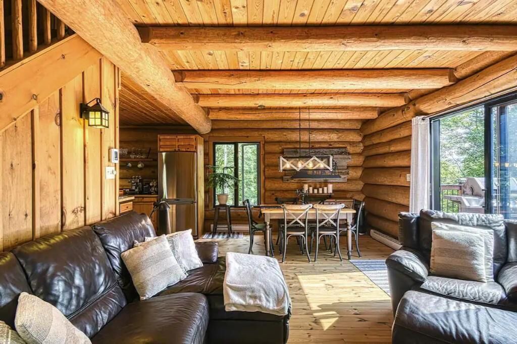 Photo of Livingroom in Lac Superieur Village