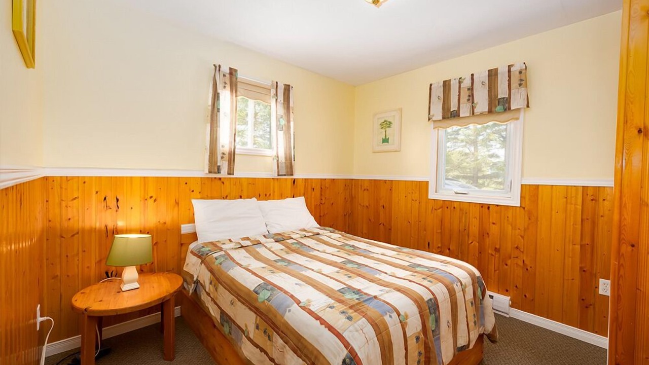 Photo of Bedroom in Brackley Beach
