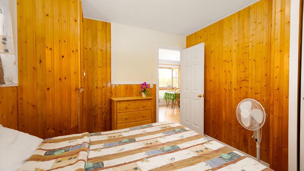Photo of Bedroom in Brackley Beach