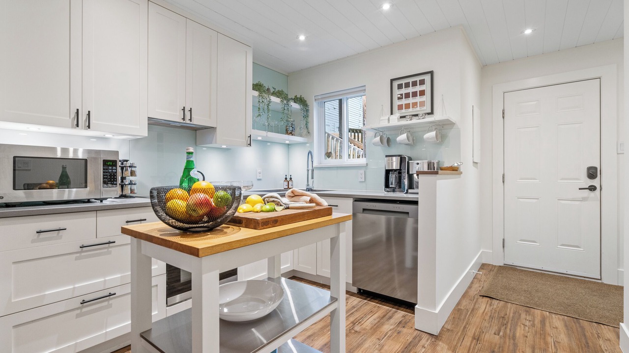 Photo of Kitchen in Whistler Creekside